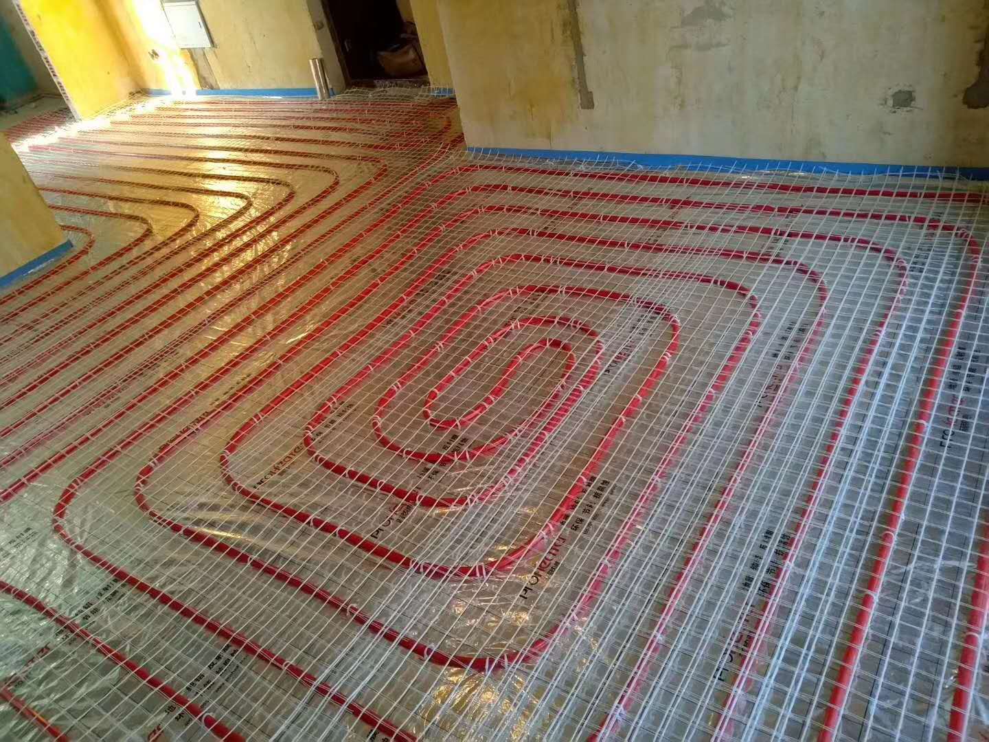 地暖铺设